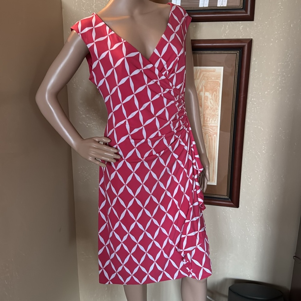 White House Black Market Pink and White Geometric Dress